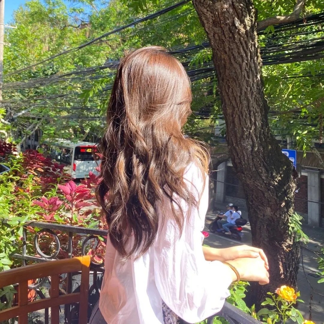 欲浪春潮